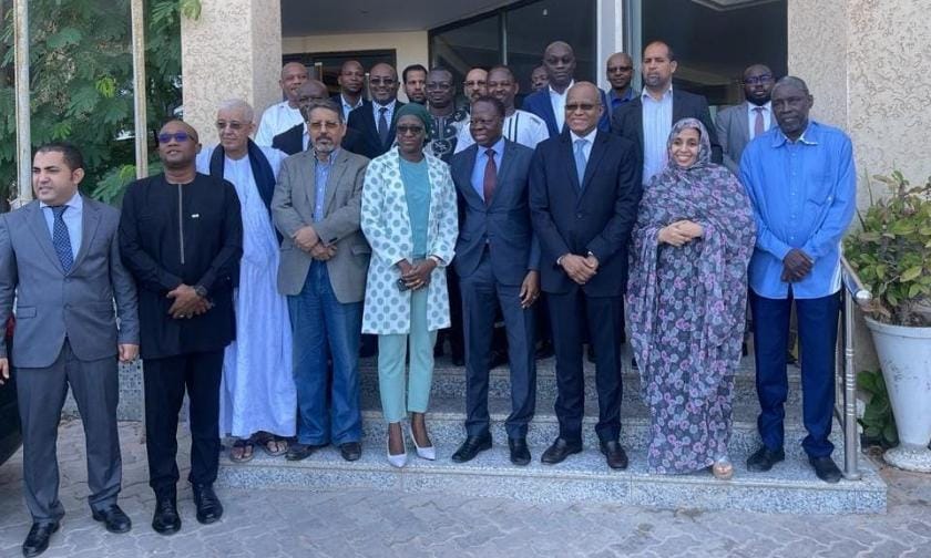 Le Haut Représentant, Chef de la MISAHEL, a co-présidé, ce 08 juin 2023, avec l’Ambassadeur Eric TIARE, Secrétaire exécutif du G5 Sahel, la cérémonie d’ouverture de la réunion de planification entre la MISAHEL et le Secrétariat exécutif du G5 Sahel à Nouakchott en République Islamique de Mauritanie