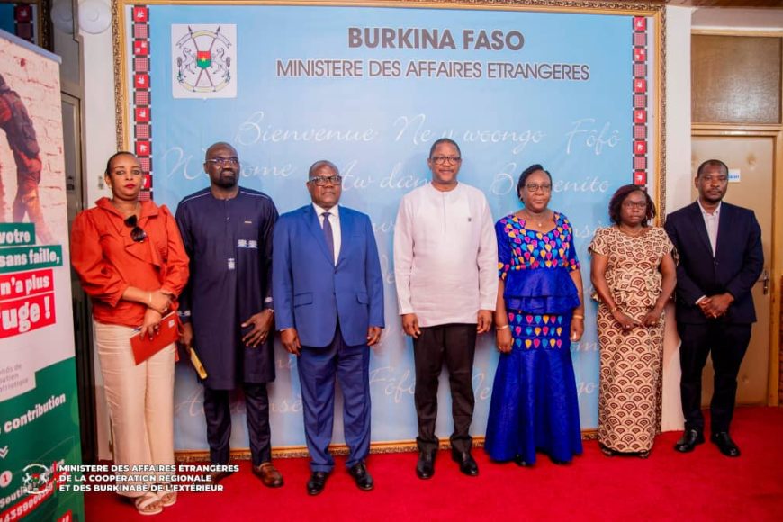 Le 25 juin 2025, le Chef par intérim de la MISAHEL, Fulgence ZENETH a été reçu en audience par le Ministre des Affaires Étrangères et, de la Coopération Régionale et des Burkinabè de l’Extérieur, SEM Jean Marie Traoré KARAMOKO.