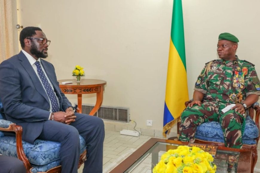 le Haut Représentant de l’UA, S.E.M. Dr. Mamadou TANGARA a été reçu en audience par S.E.M. Brice Clotaire Oligui Nguema