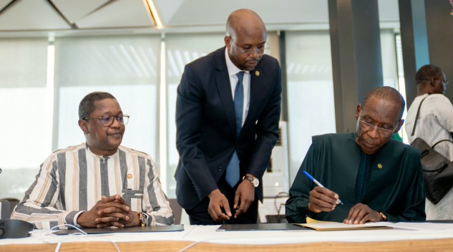 dialogue-cedeao-aes-dakar-soutien-union-africaine-cooperation (2) dialogue-cedeao-aes-dakar-soutien-union-africaine-cooperation
